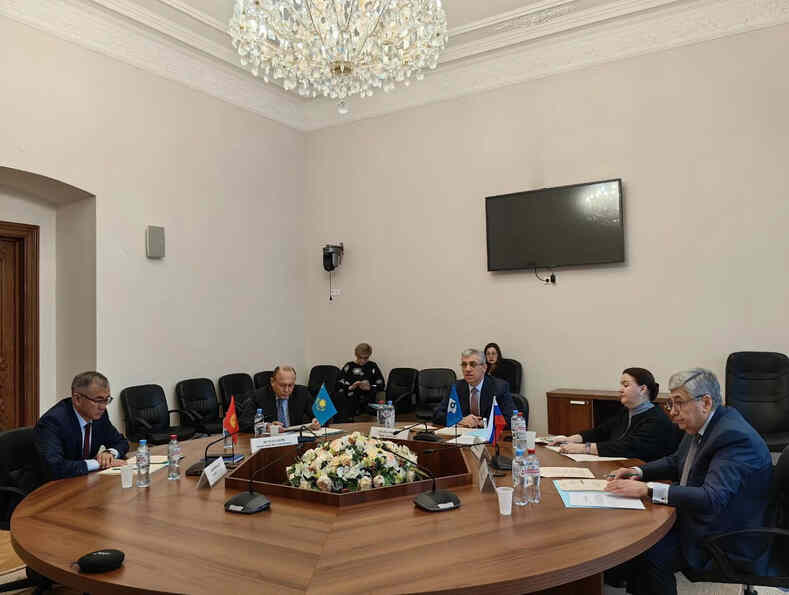 Обеспечение благополучия по ящеру животных в странах СНГ